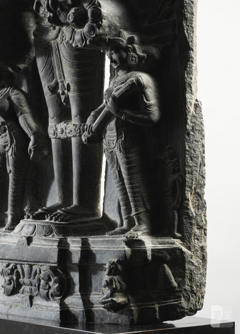 A FINE AND LARGE PHYLLITE STONE STELE DEPICTING VISHNU - 图8